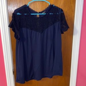 Like new navy crepe blouse